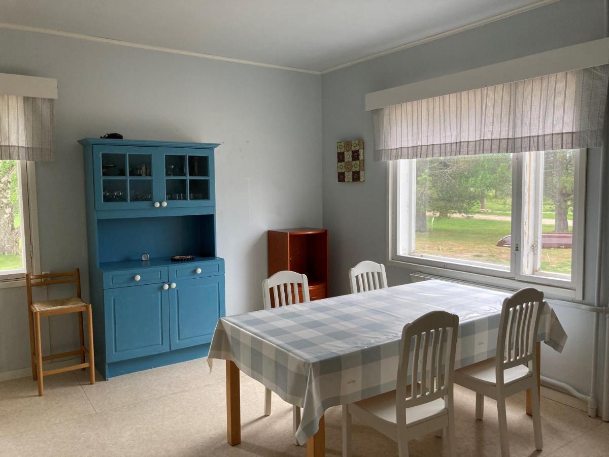 Ferienwohnung Napapiirin Eraekartano Pello Exterior foto