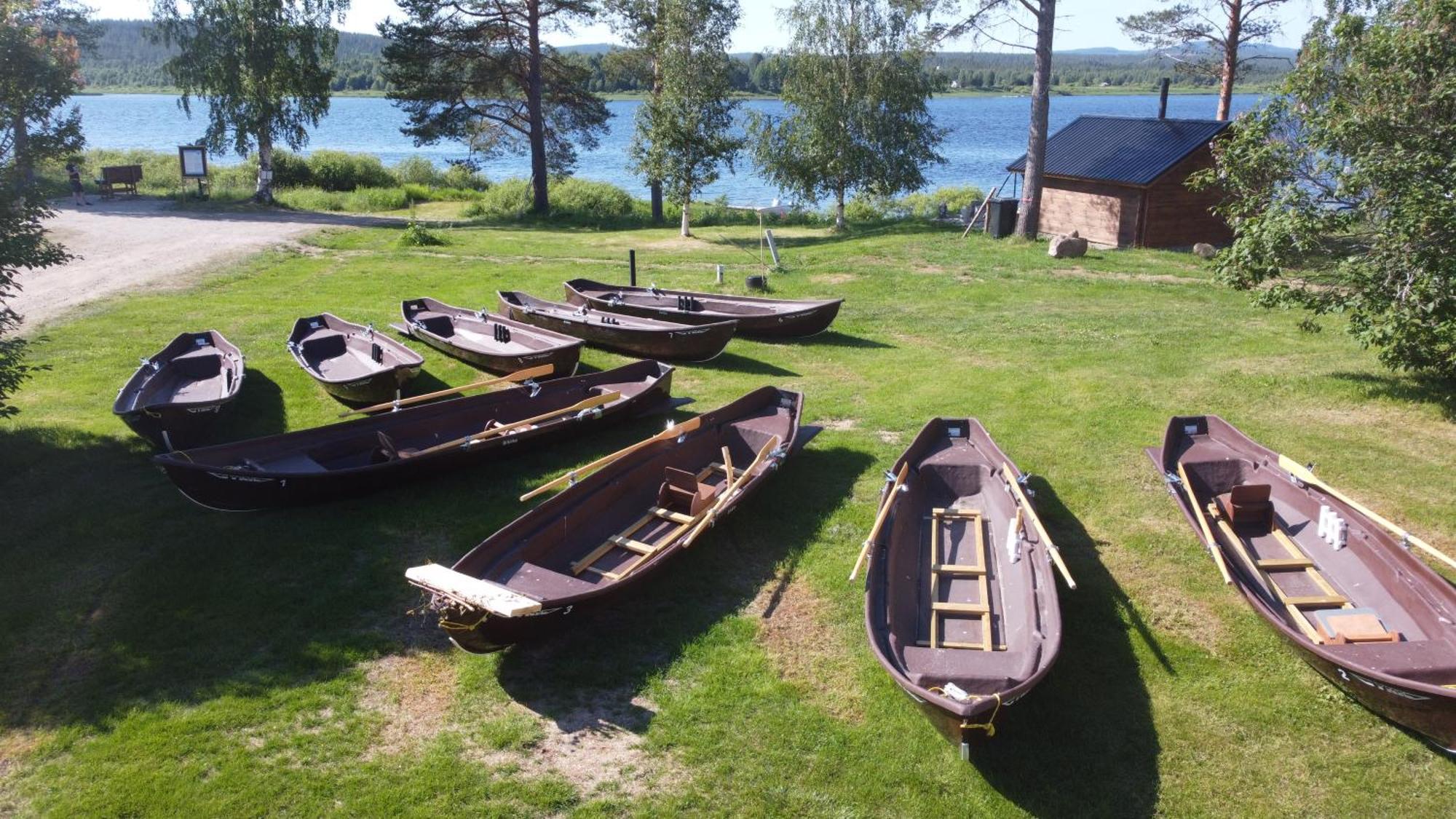 Ferienwohnung Napapiirin Eraekartano Pello Exterior foto