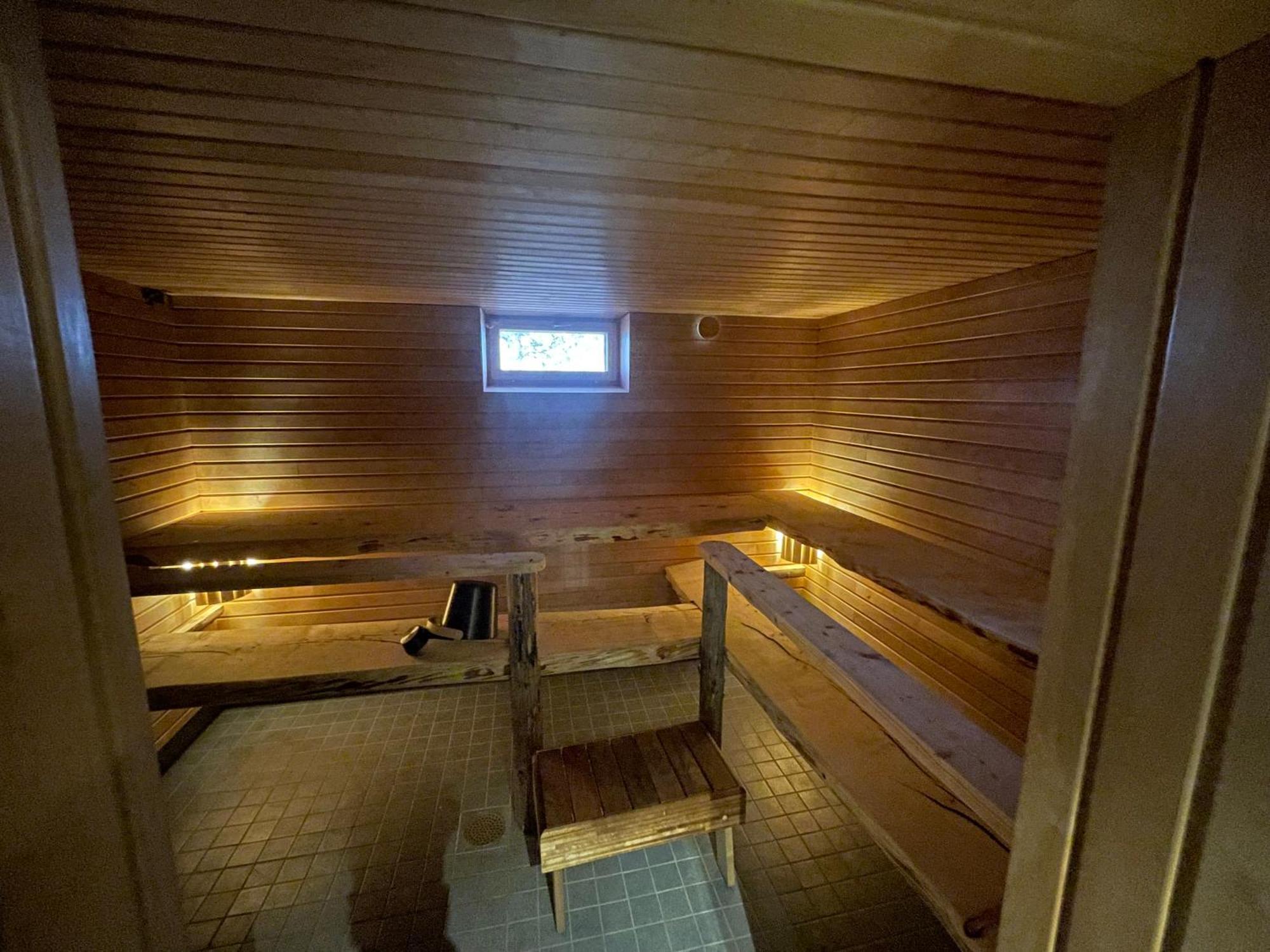Ferienwohnung Napapiirin Eraekartano Pello Exterior foto