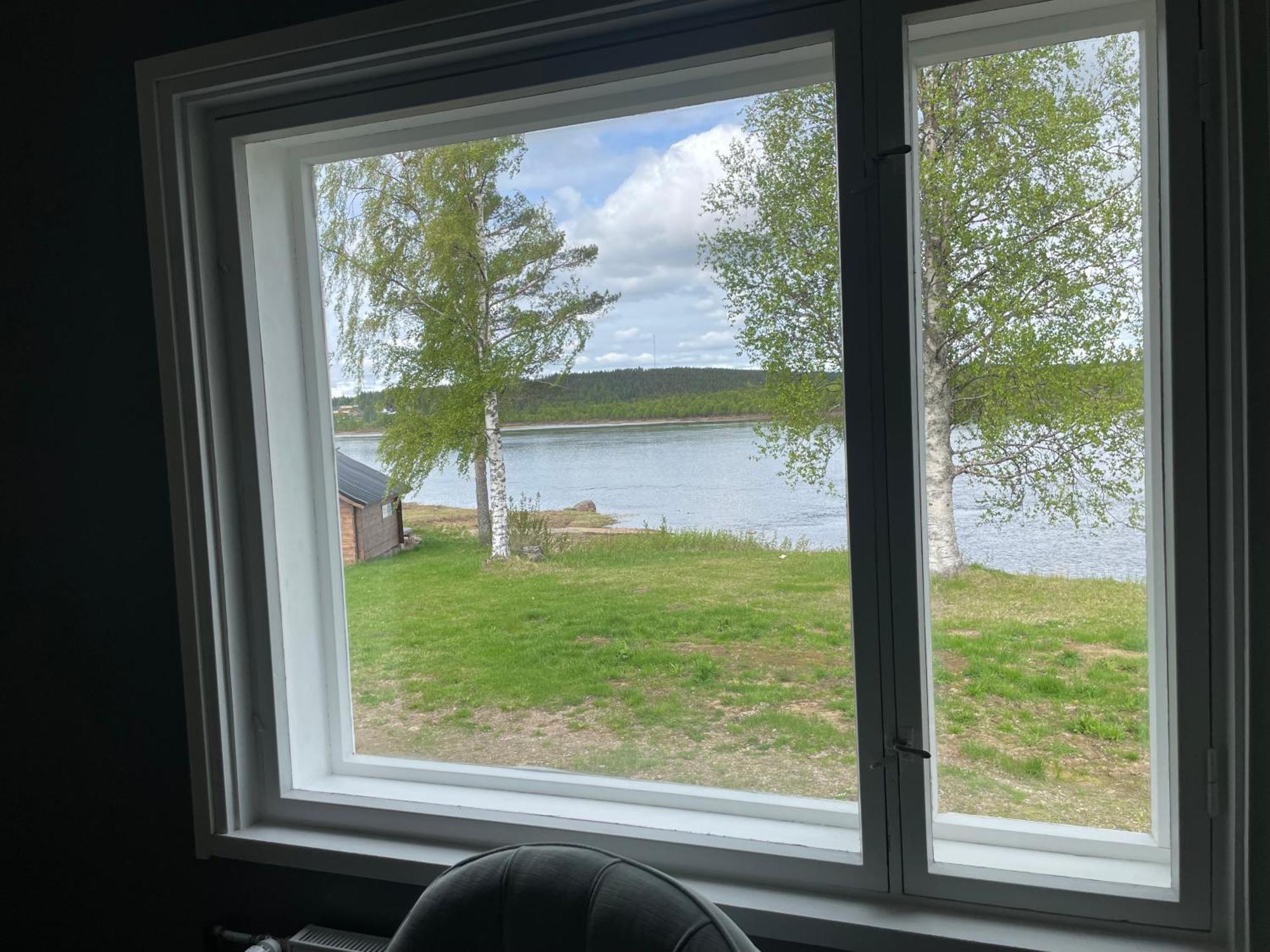 Ferienwohnung Napapiirin Eraekartano Pello Exterior foto