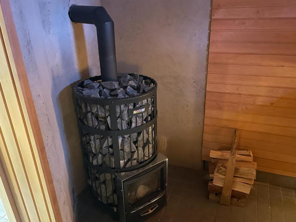 Ferienwohnung Napapiirin Eraekartano Pello Exterior foto